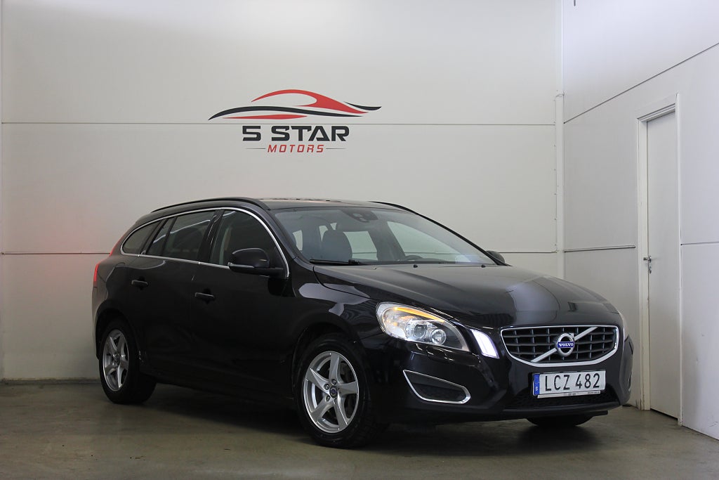 Volvo V60 D5 Geartronic Momentum 205hk  P-sensor Bluetooth 