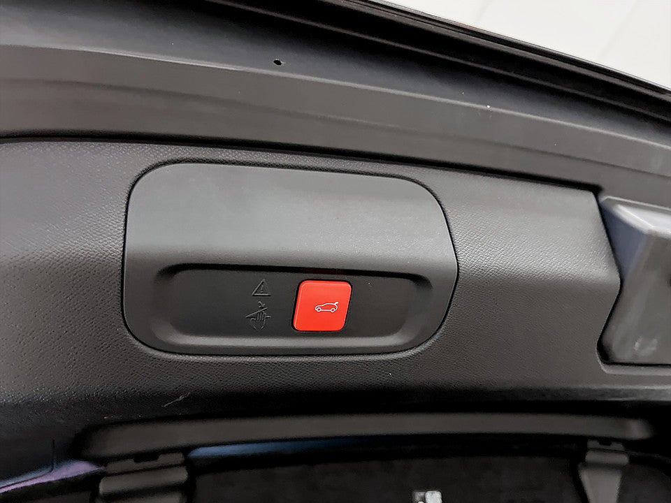 Bild på Peugeot 408 GT PHEV Aut CARPLAY P-SENSORER 225hk