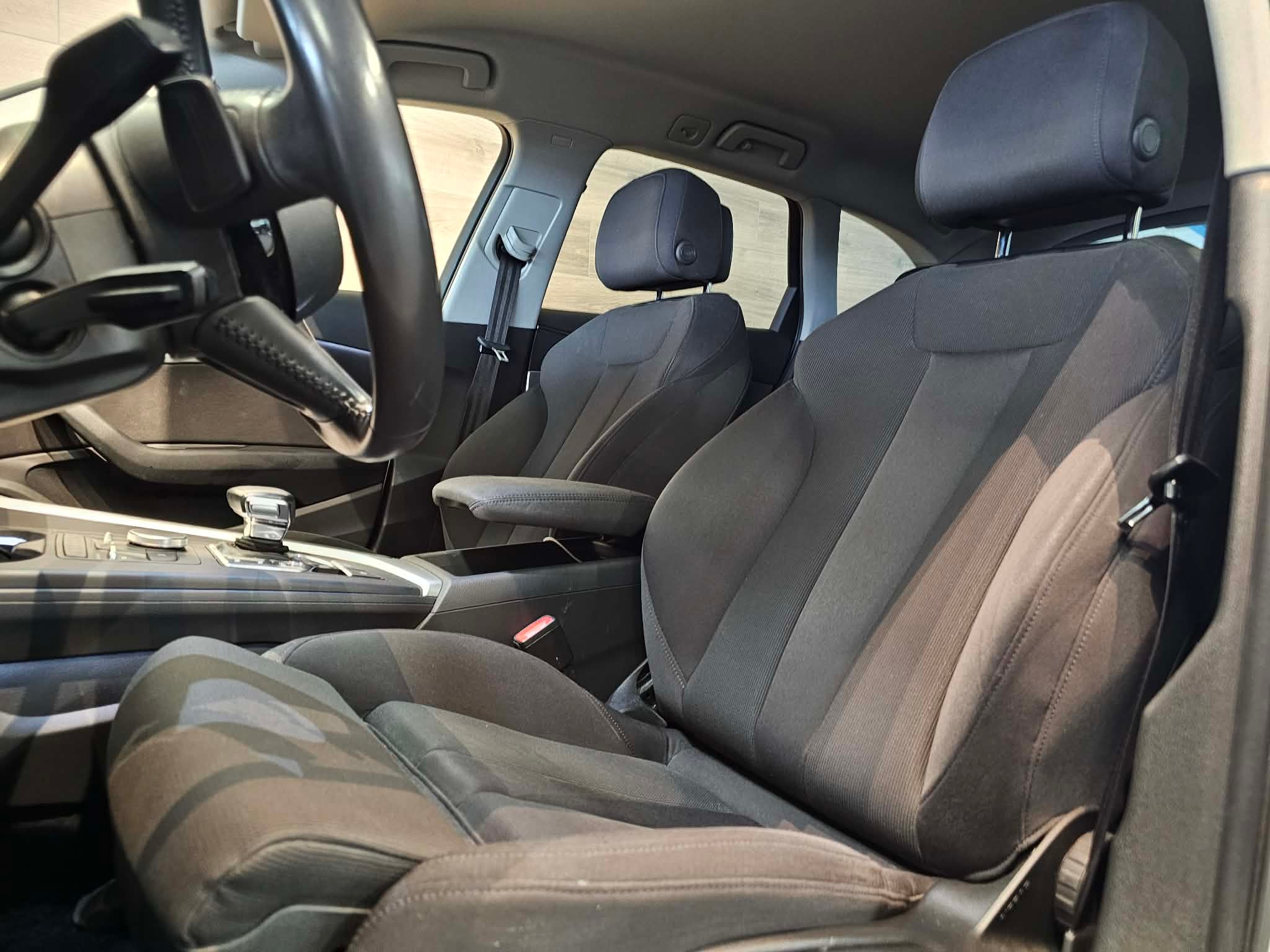 Audi A4 Avant 2.0 TDI quattro S Tronic 2018, bild 6/51