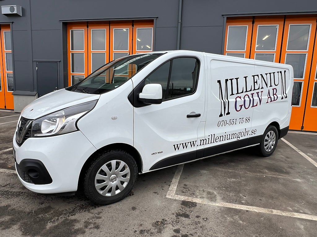 Nissan NV300 Skåpbil 2.9t