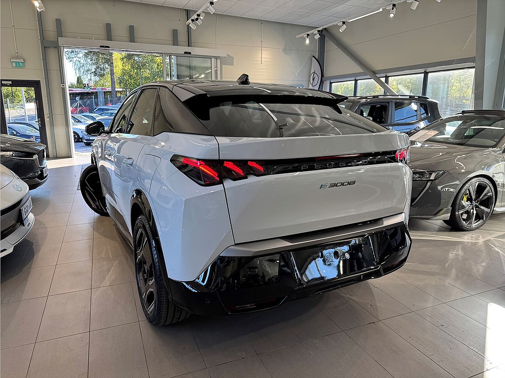 Bild på Peugeot E-3008 GT - OMGÅENDE LEVERANS!