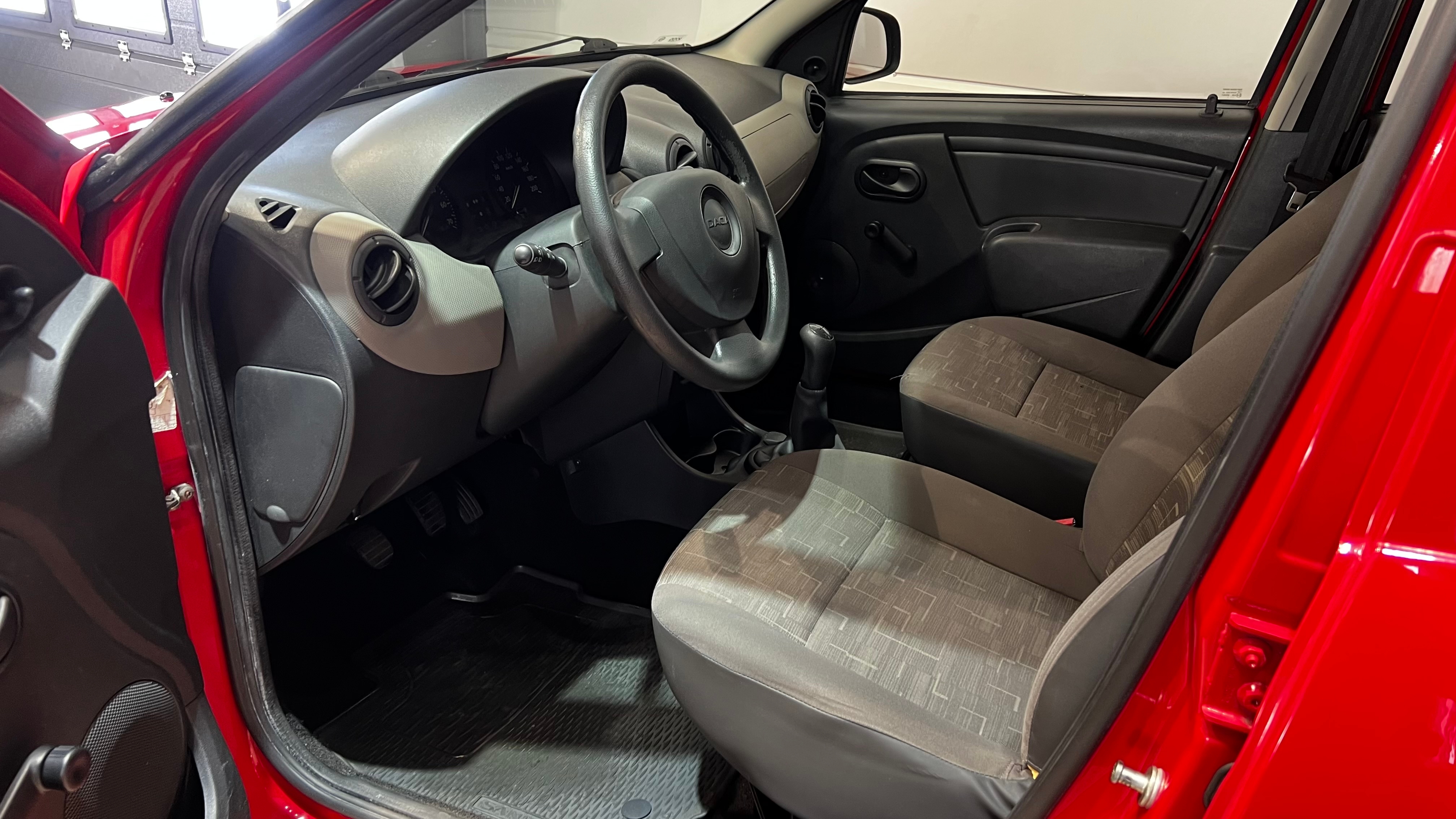 Dacia Sandero 2010, bild 7/36