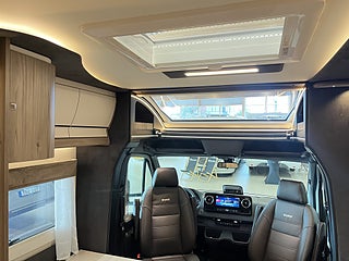 Husbil-halvintegrerad Kabe NOVUM 750 T 14 av 28