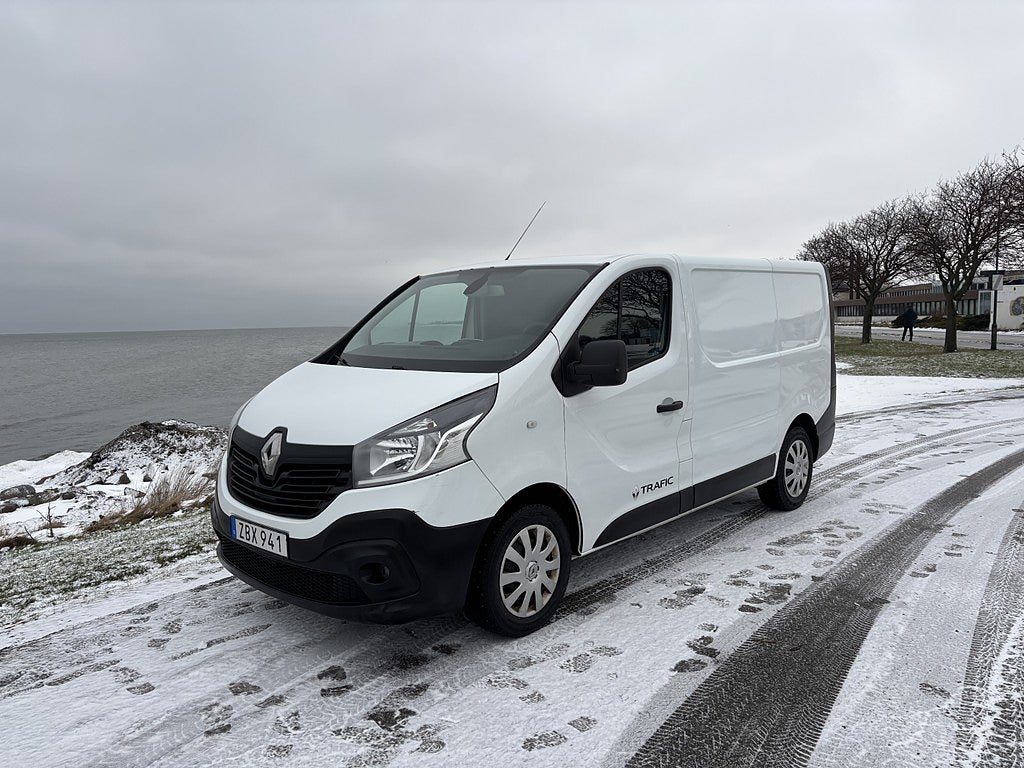 Renault trafic Skåpbil 2.7t 1.6 dCi 