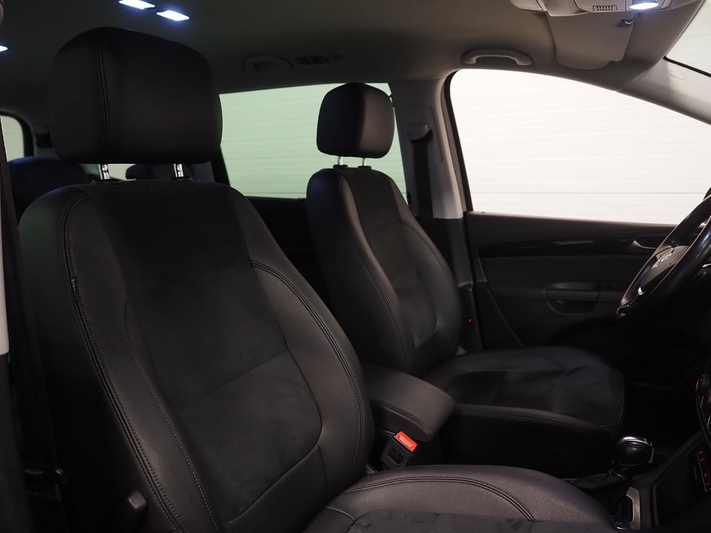 Volkswagen Sharan 7-sits 2.0 TDI 4Motion 177hk GT Premium Drag Kamera D-Vär 2019