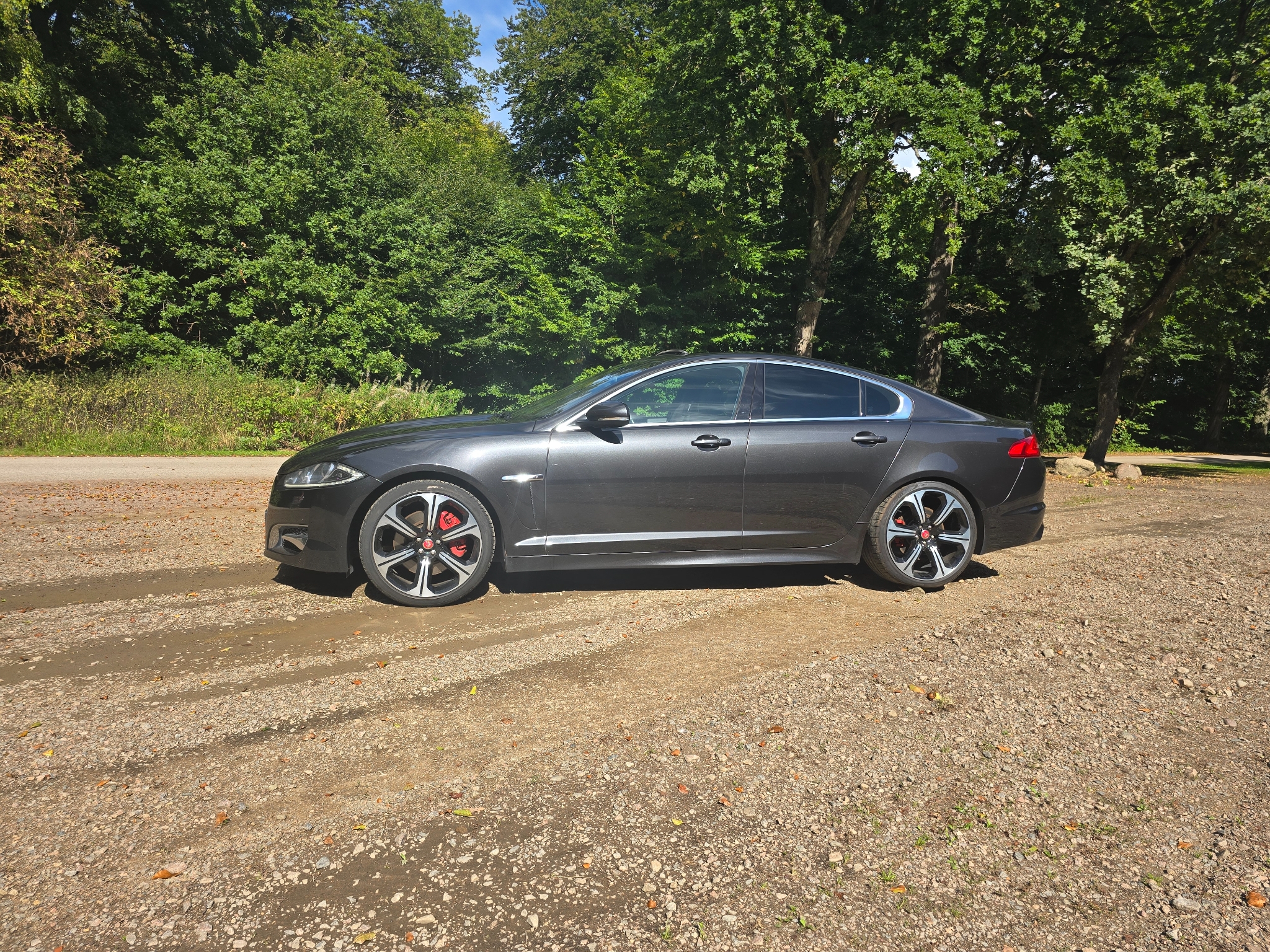 Jaguar XF 5.0 V8 385 hk 2012, bild 3/55