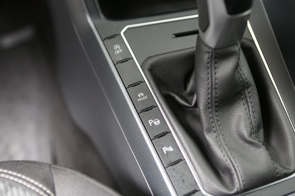 Volkswagen Taigo 1,0 TSI OPF R-Line DSG Motorvärmare 2023