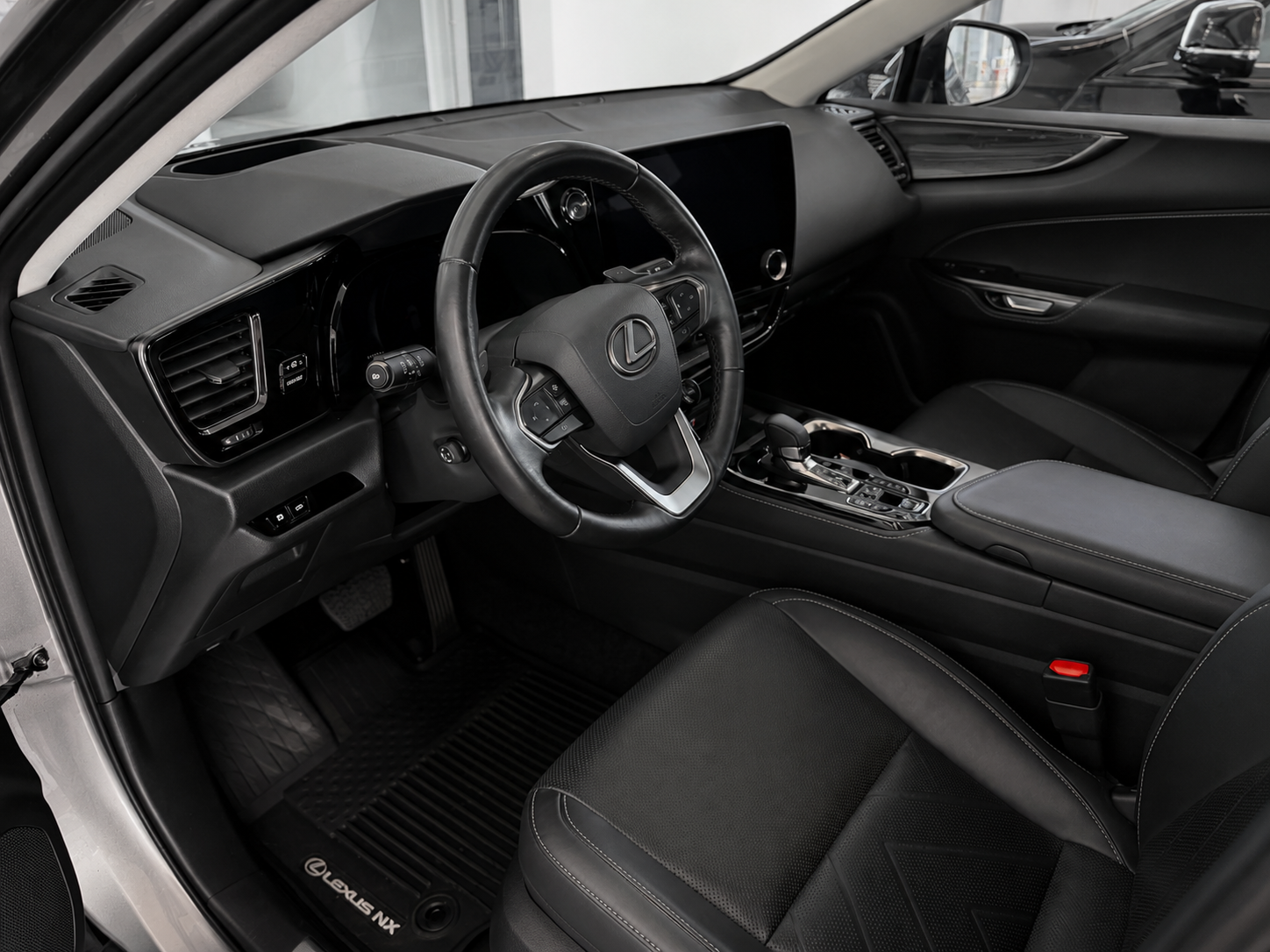 Lexus NX 450h+ E-CVT Executive Euro 6 2022, bild 4/28