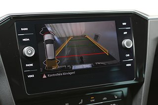 Kombi Volkswagen Passat 19 av 24