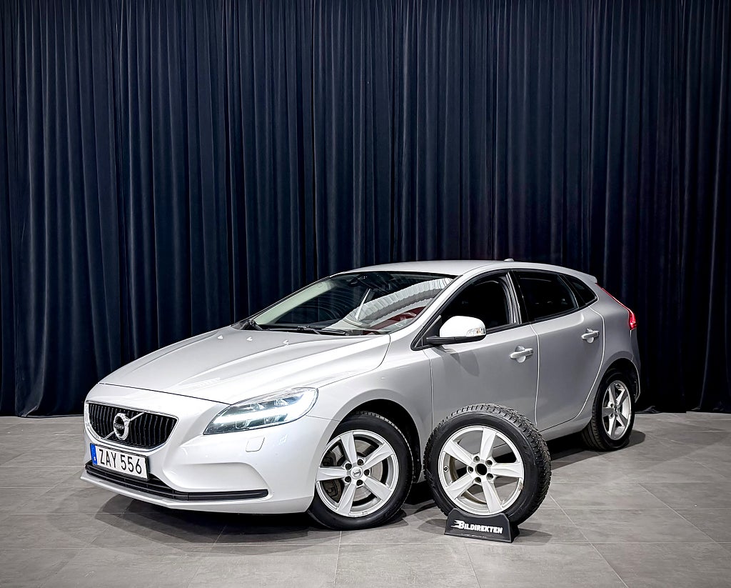 Volvo V40 D2 Business P-VÄRM NAVI NY SERVAD NY-BES 1-ÄGARE 120HK