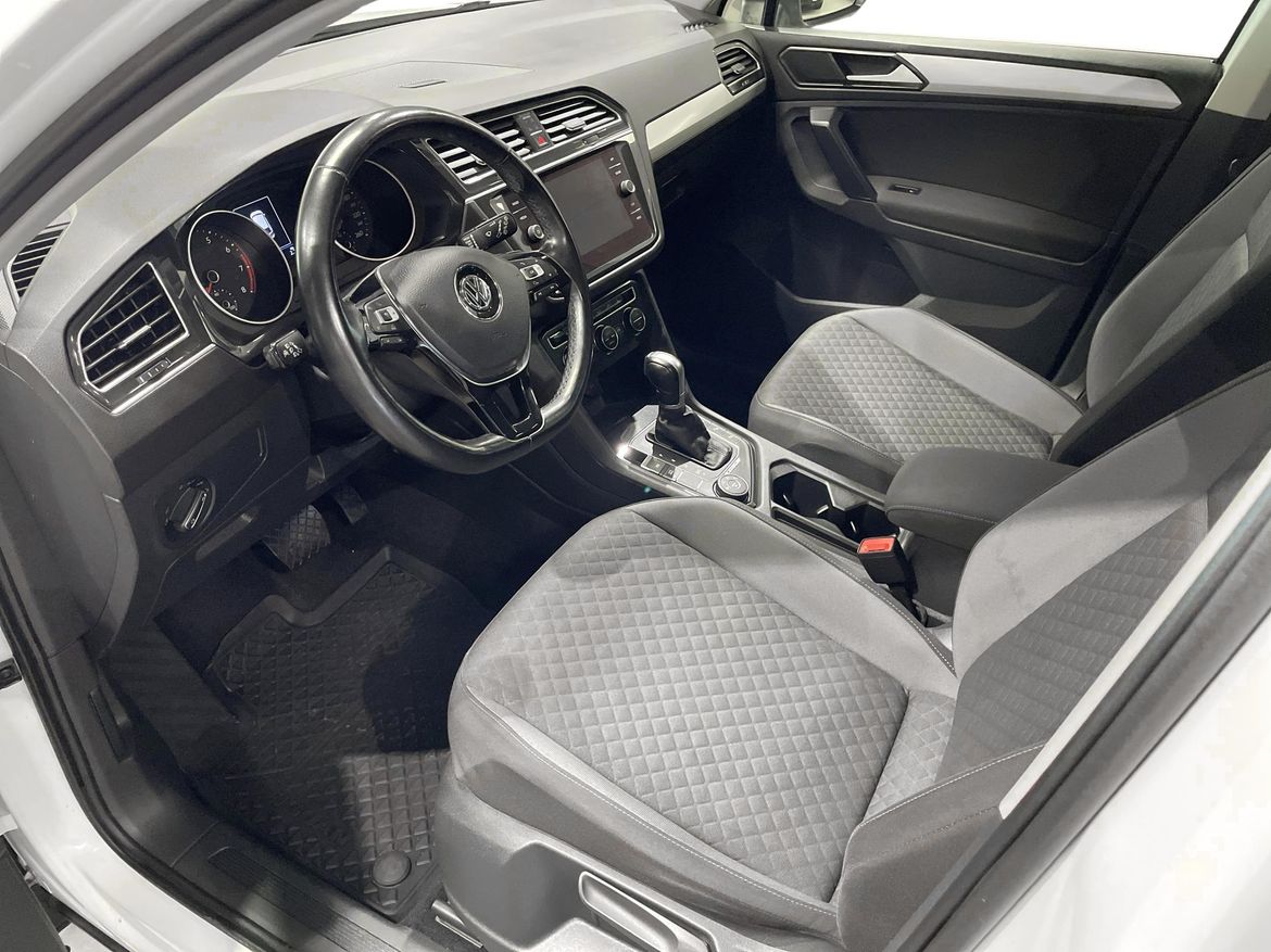 Volkswagen Tiguan 2018, bild 6/10