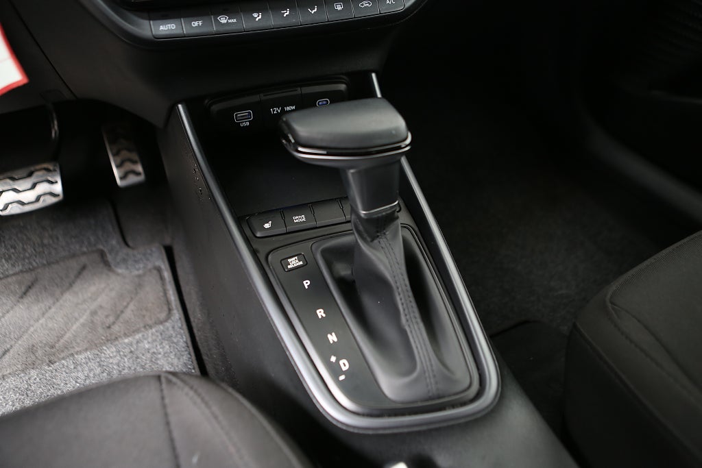 Hyundai Bayon 1,0 T-GDI MHEV Essential Aut Kamera Carplay 2025