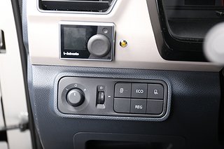 Transportbil - Skåp Maxus e-Deliver 3 8 av 12
