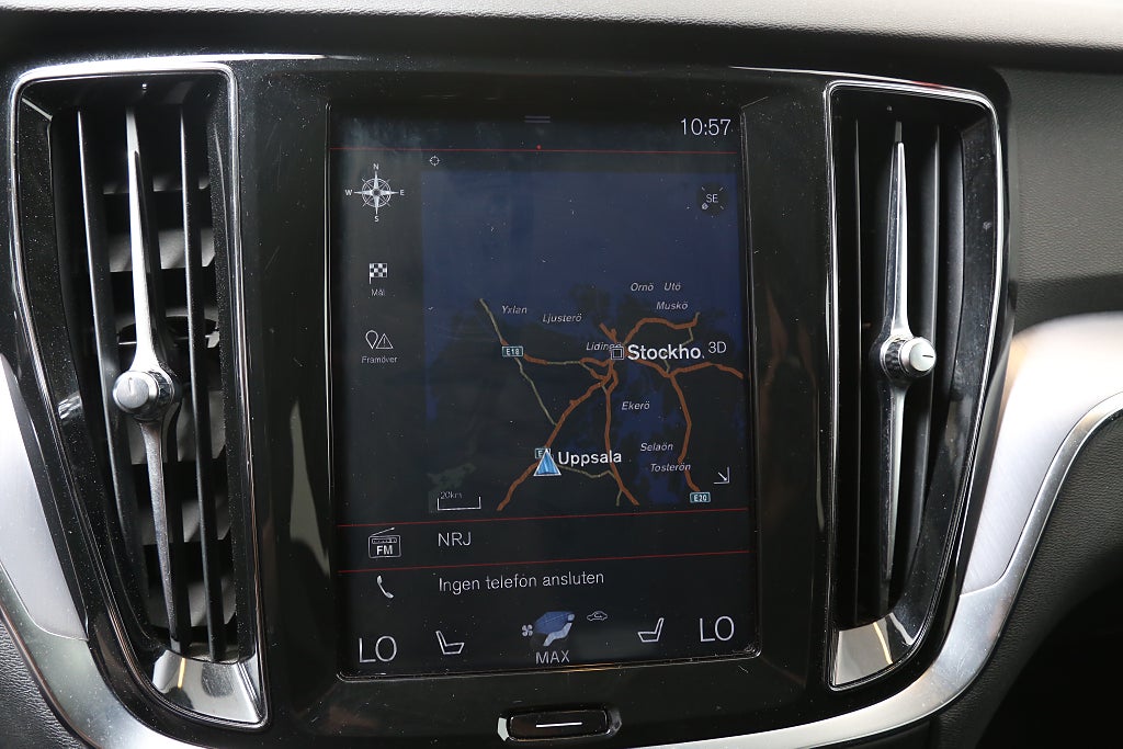 Volvo V60 Cross Country D4 190hk Adv SE ll AWD Navi Kamera Värmare Dra 2019