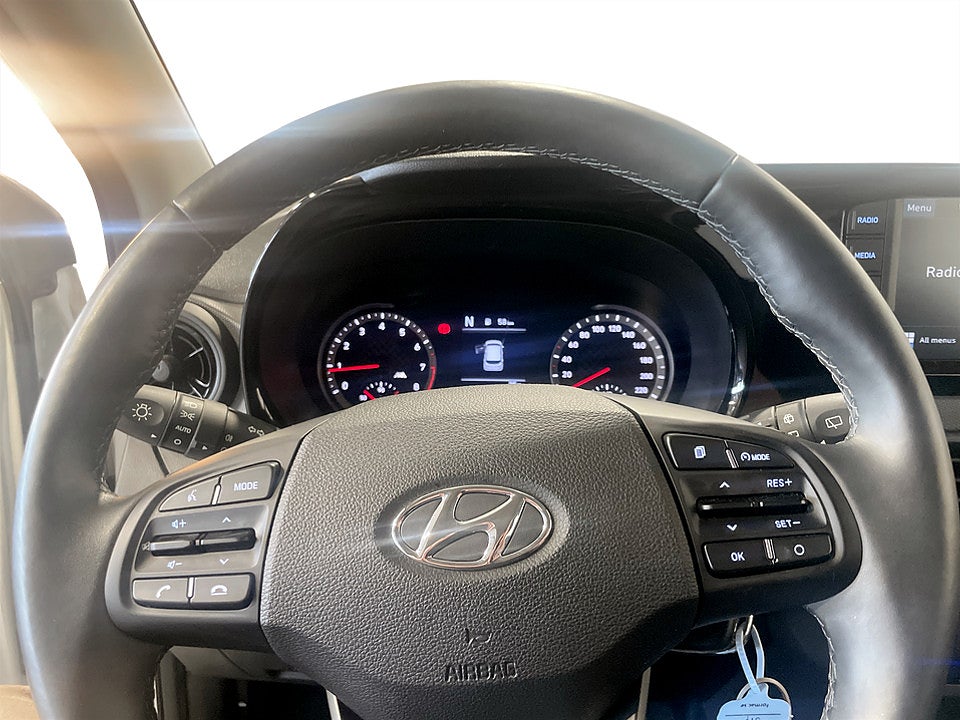 Bild på Hyundai i10 Essential 1.0 Blue 67hk Aut CARPLAY