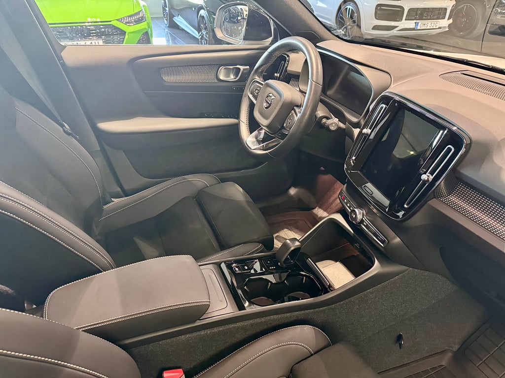 Volvo XC40 B3 DCT Ultimate Dark FWD - bild 7