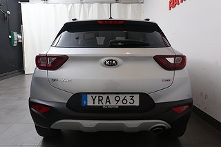 Halvkombi Kia Stonic 5 av 24