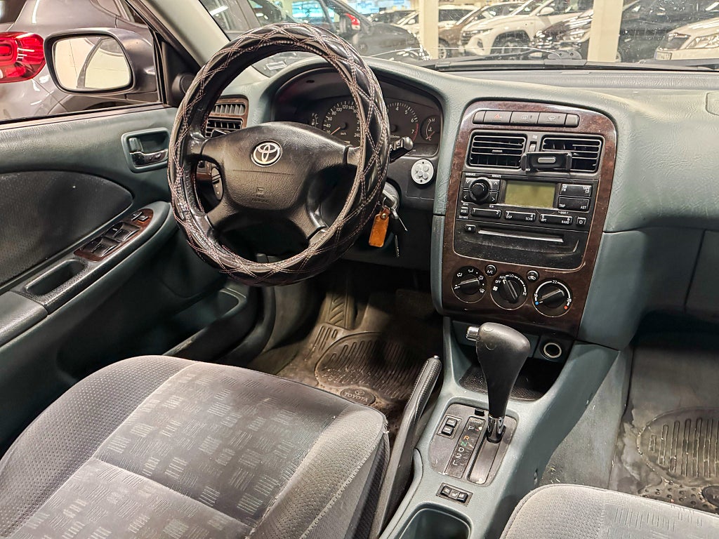 Toyota Avensis 1,8 129Hk Automat