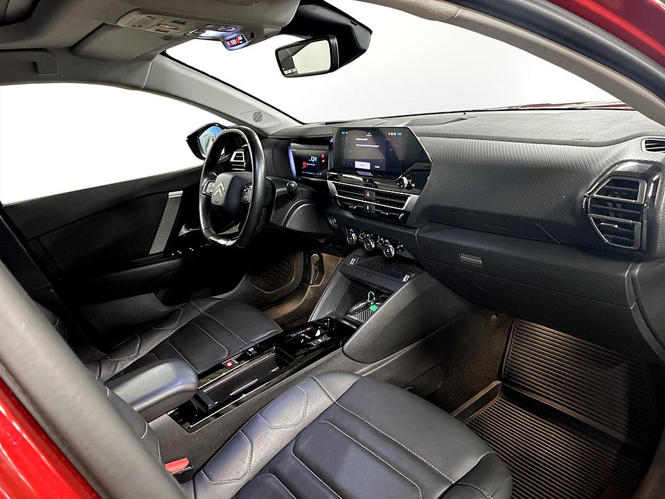 Bild på Citroën e-C4 X Shine Exclusive 136hk Aut B-KAMERA CARPLAY NAVI