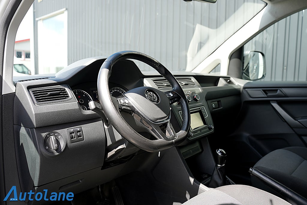 Volkswagen Caddy Van 2.0 TDI Inredning, Farth, Värmare, Dragkrok 75hk