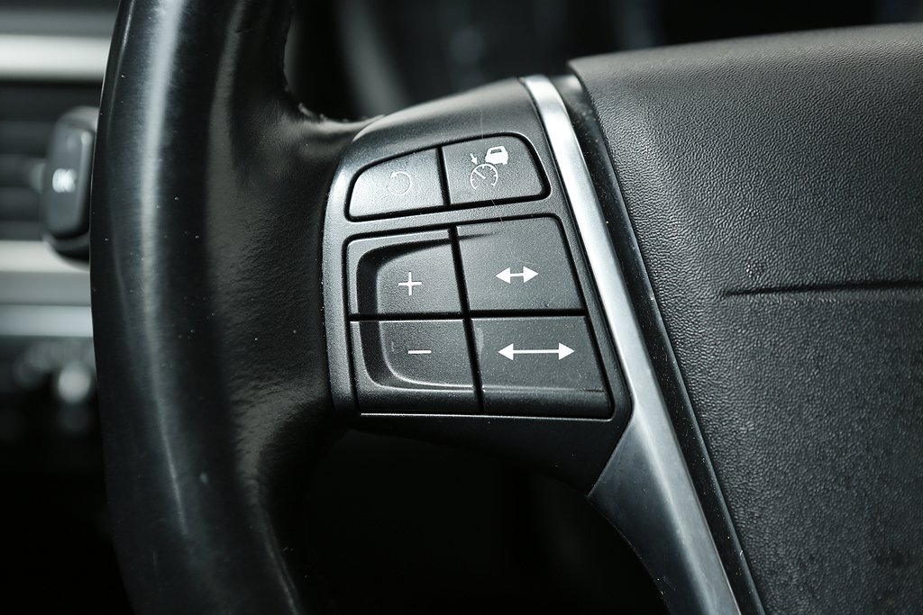 Volvo XC70 D4 AWD Summum Business E ll Aut Skinn VOC Drag 2015