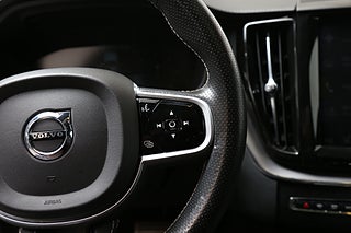 SUV Volvo XC60 19 av 29