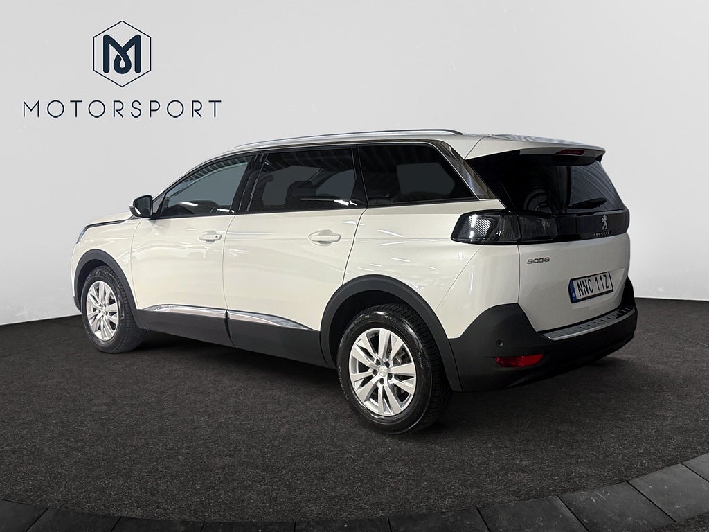 Peugeot 5008 1.2 PT 130 Aut Farthållare 7 sits Navi Backkamera bild 3