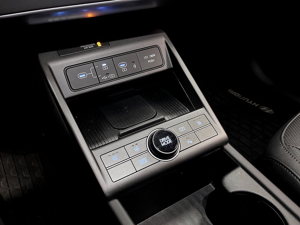 Bild på Hyundai Kona Advanced Electric Long Range 65kWh 218hk Aut B-KAMERA