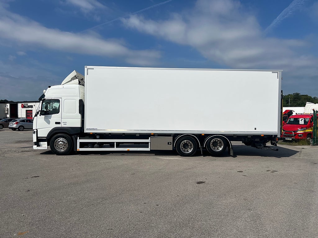 Volvo FM13 410 6x2 Skåpbil, *17 400 Mil*, Euro 6