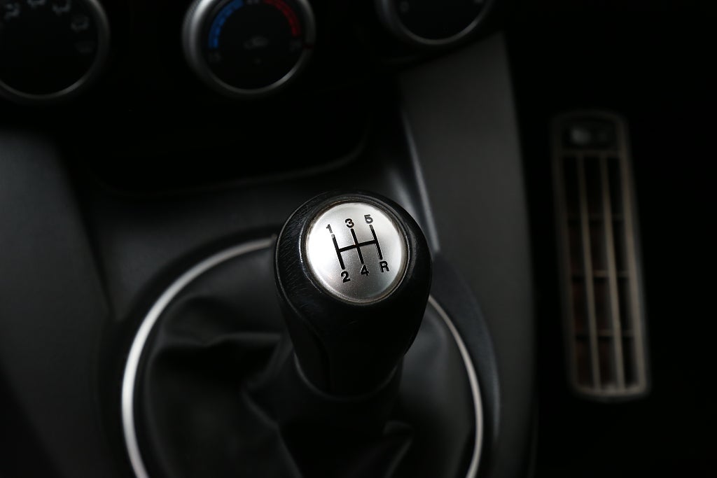 Mazda 2 1,3 84hk Spirit 5-dörrar P-sensor Motorv Nybesikt