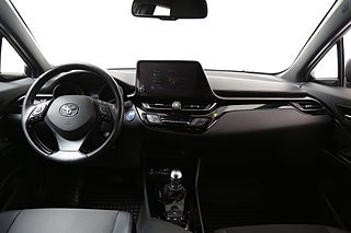 SUV Toyota C-HR 18 av 25