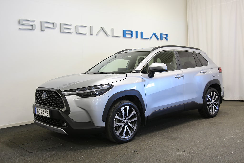 Toyota Corolla Cross Hybrid AWD-i e-CVT 197hk Style Backkamera 