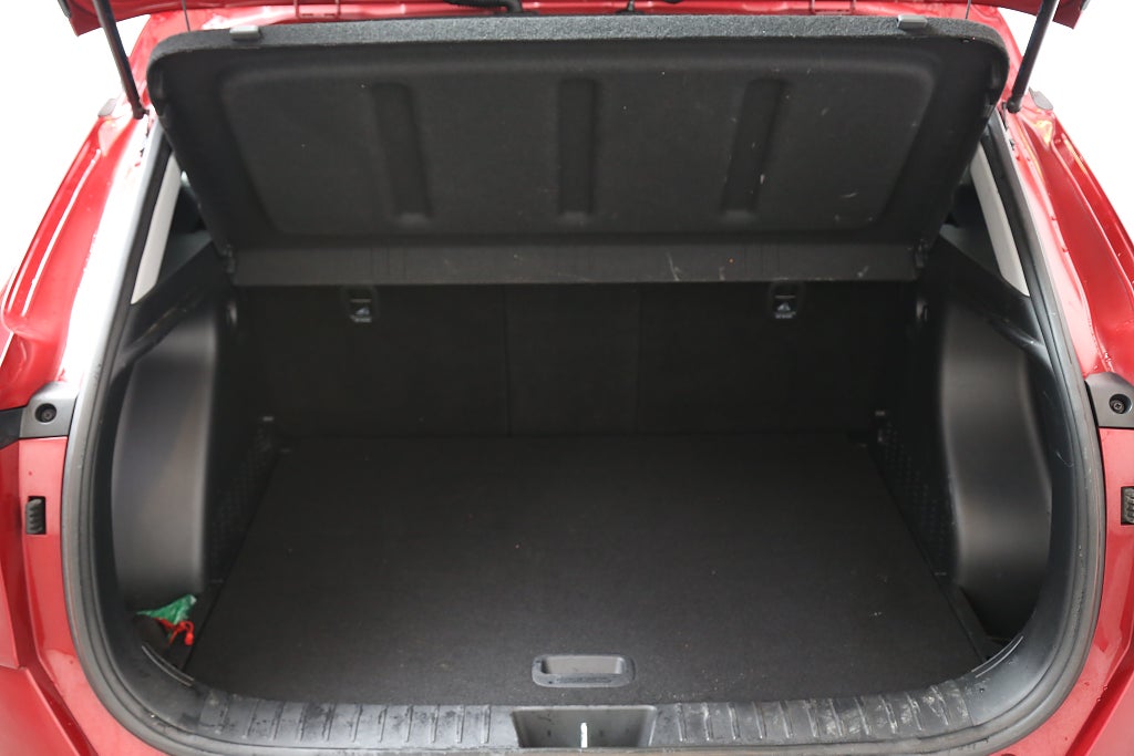 Hyundai Kona 1,0 T-GDI 120hk Essential Aut Navi CarPlay Dragkrok