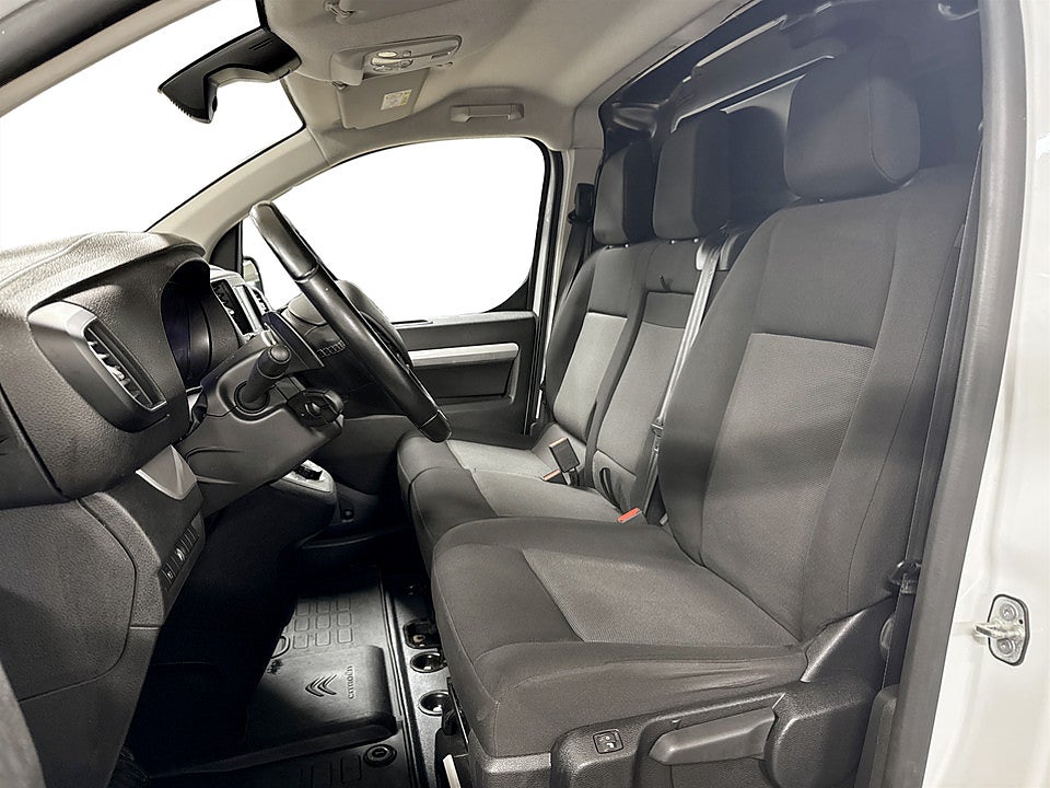 Bild på Citroën Jumpy Bus Pre 2.0 BHDi 145hk Aut L3 WEBASTO DRAG B-KAMERA