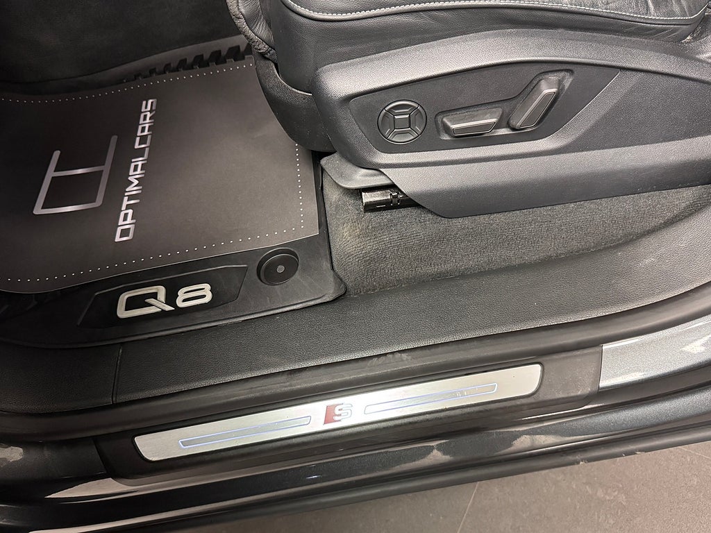 Audi Q8 2019 - miniatyr 14