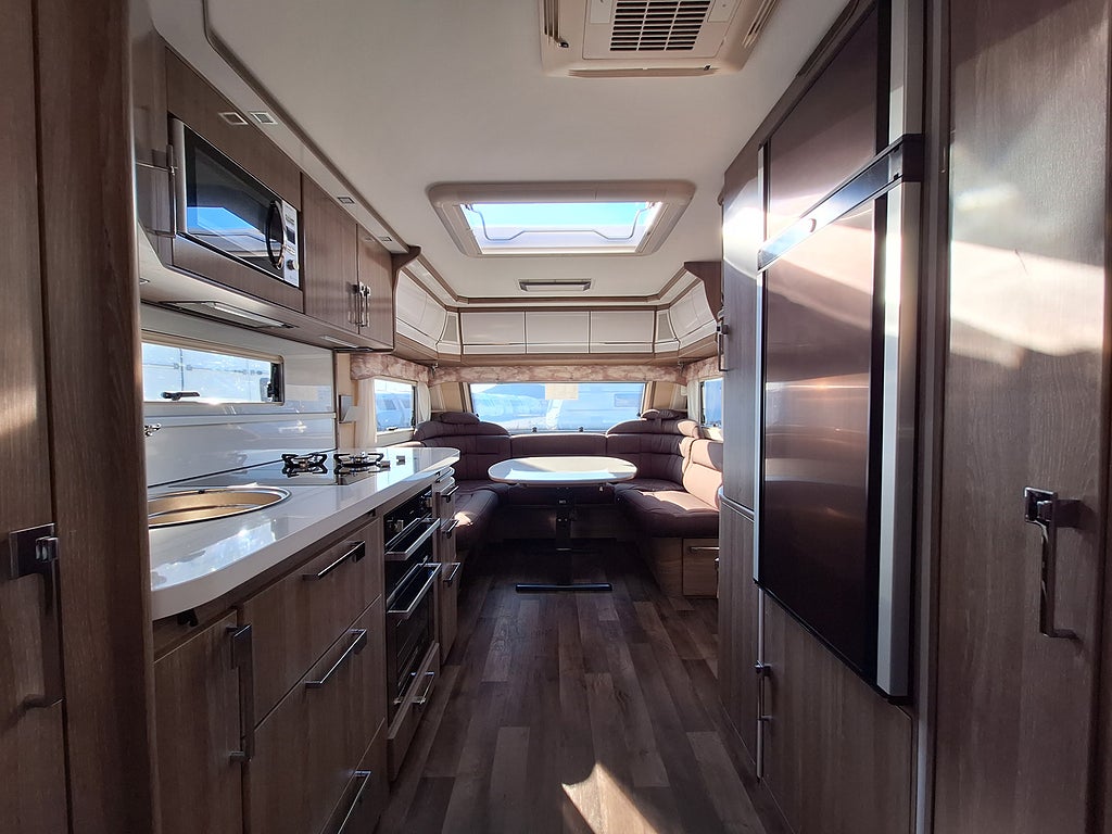 Kabe Imperial 600 XL KS Dubbelbädd, AC, Nytt Tält