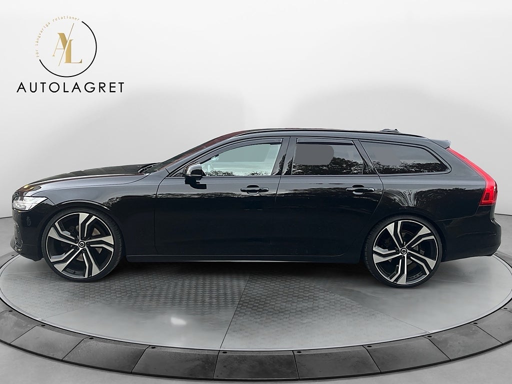 Volvo V90 2020 - miniatyr 2