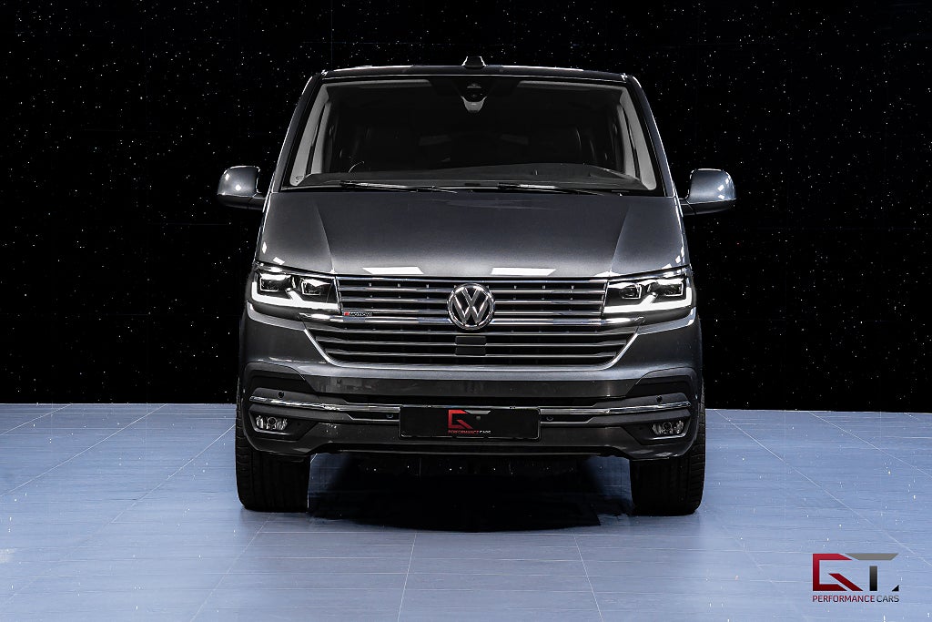 Volkswagen Transporter Kombi T32 TDI 4Motion MOMS Värmare Drag ACC Kamera 2