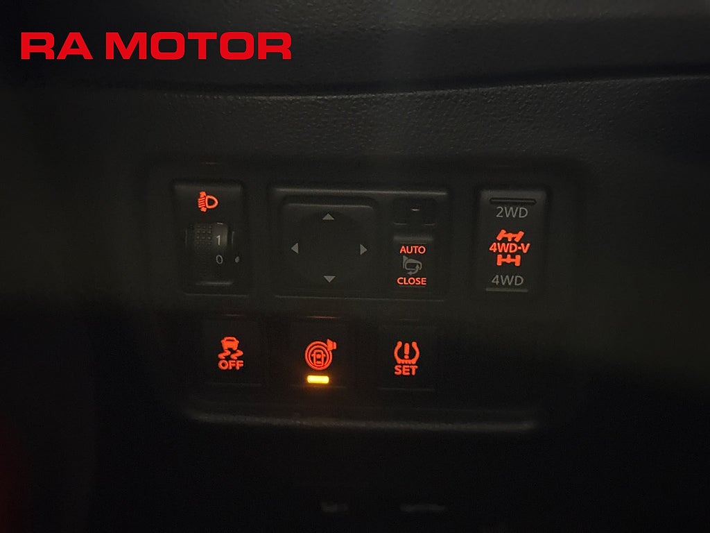 Nissan Juke Tekna 1.6 190hk 4x4 XTRONIC | Taklucka | 360° | Navi | 2016