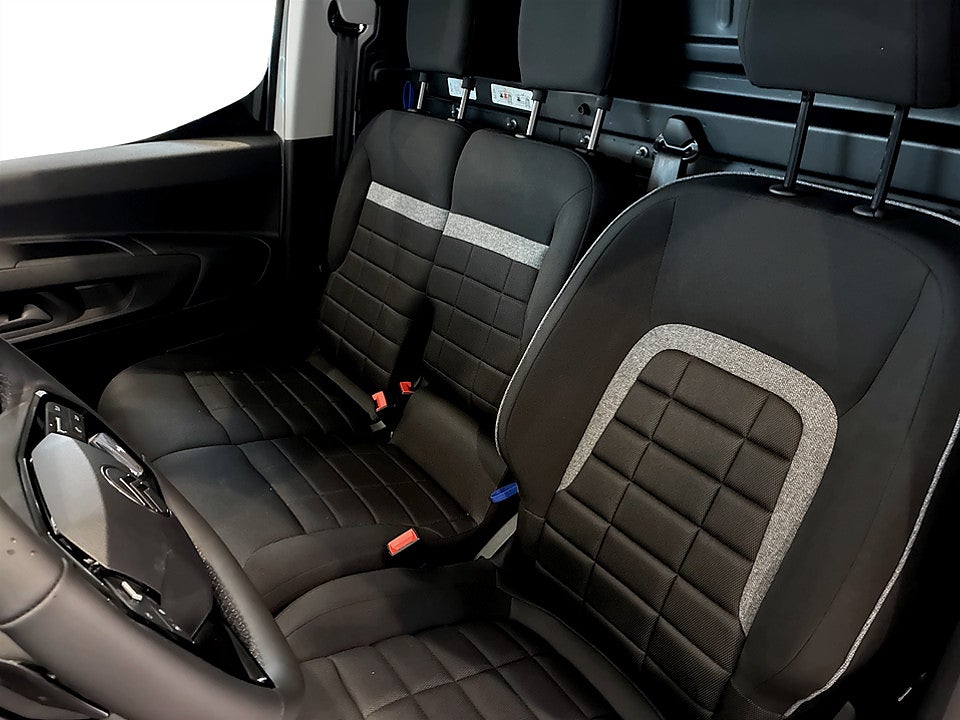 Bild på Citroën Berlingo 130hk Aut L2 - EDITION! SERVICE & V-HJUL INGÅR!