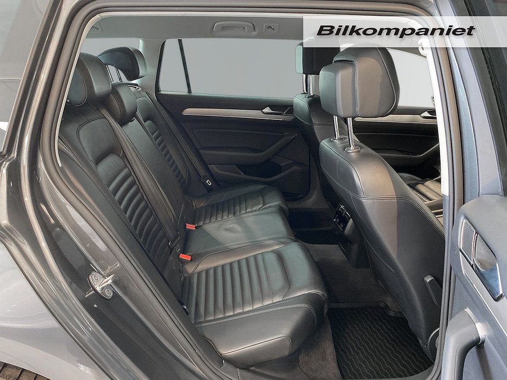 Volkswagen Passat Sportscombi 2.0 TDI DPF SCR BMT 4Motion DSG Sekventiell, 240hk, 2016