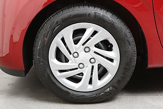 Halvkombi Hyundai i10 4 av 22