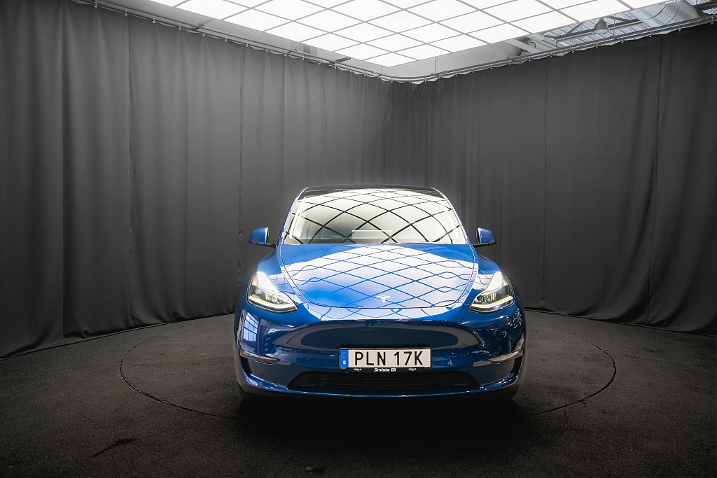 Tesla Model Y Long Range AWD DRAG PANO 93% SoH 1-ÄGARE KAMERA MOMS