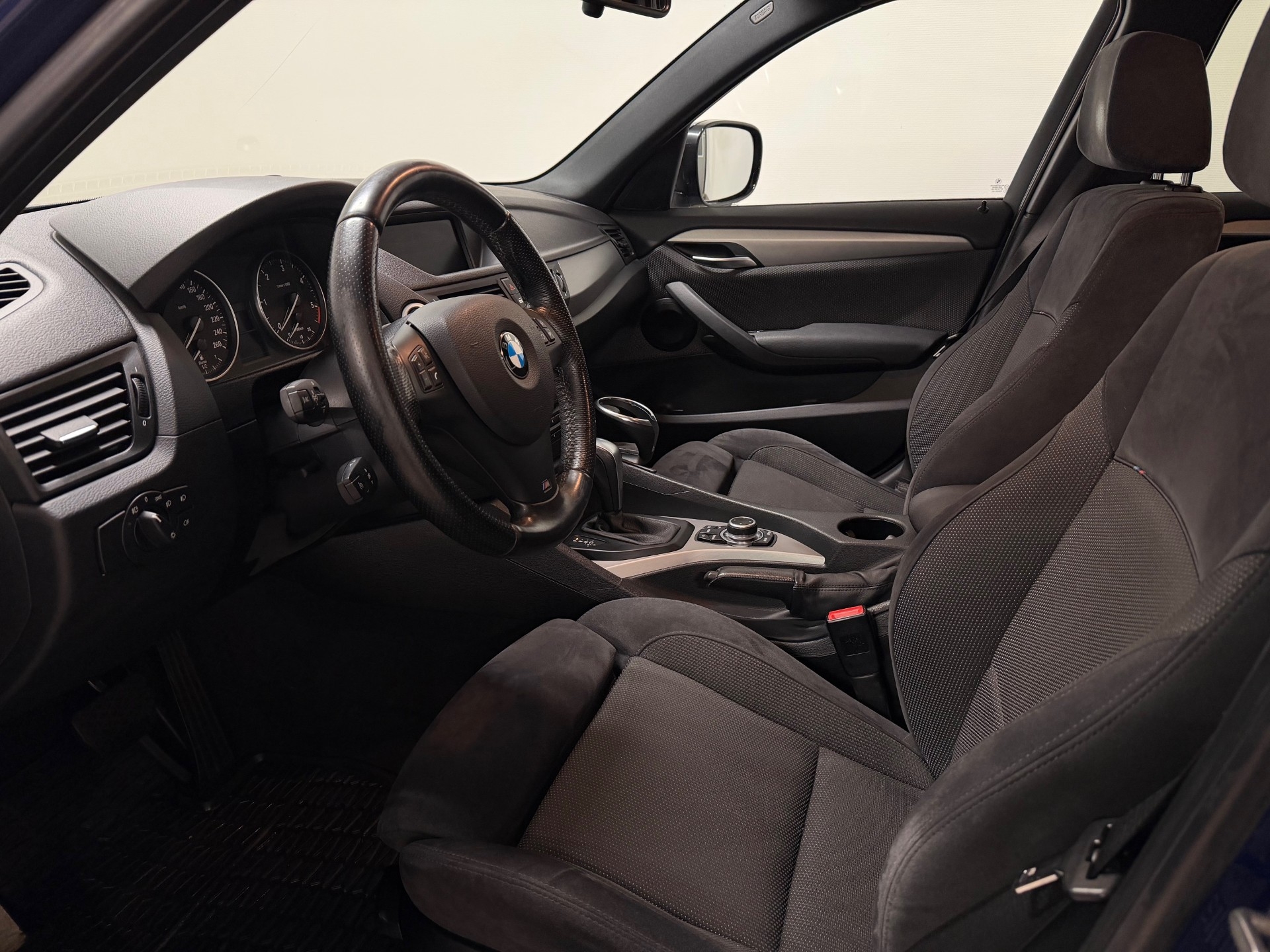 BMW X1 2012, kuva 7/42
