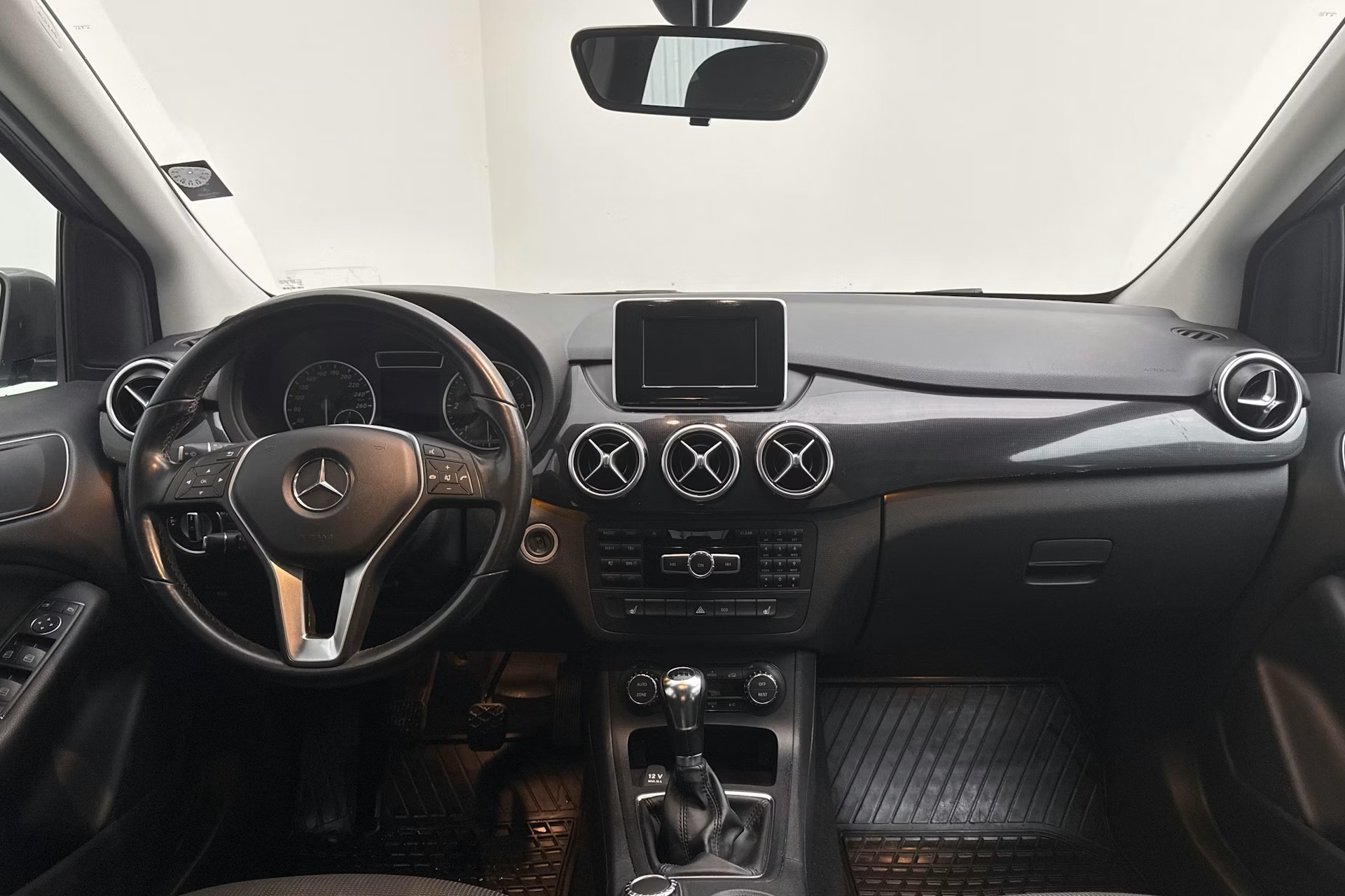 Mercedes-Benz B 2012, bild 3/29