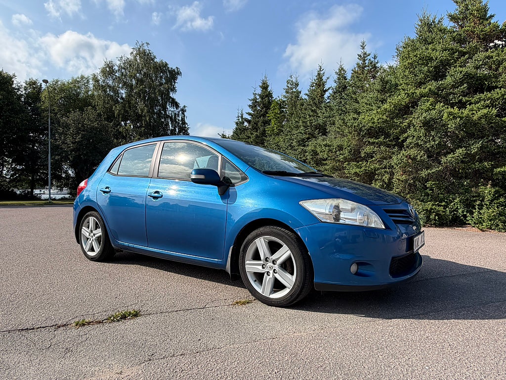 Toyota Auris 5-dörrar 1.6 Valvematic Premium Euro 5