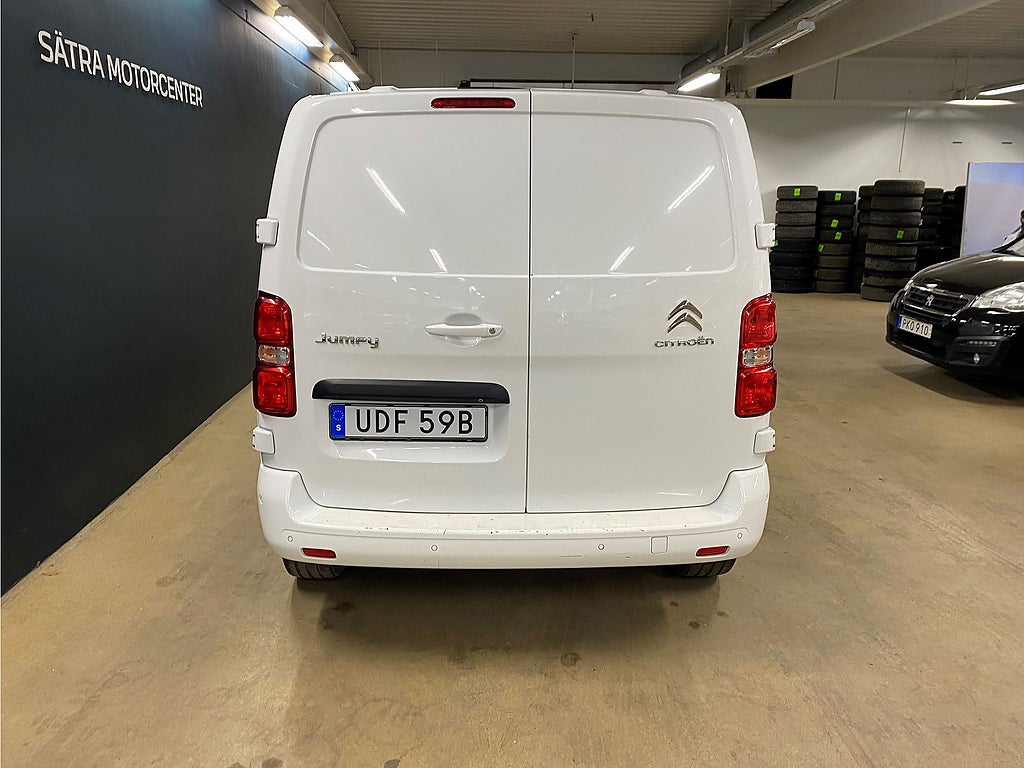Bild på Citroën Jumpy PRO Business 2.0 BHDi 122hk - MOTORVÄRMARE