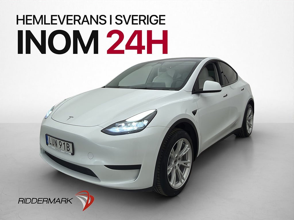 Tesla Model Y Standard Range Pano Skinn Moms Drag AP Kamera