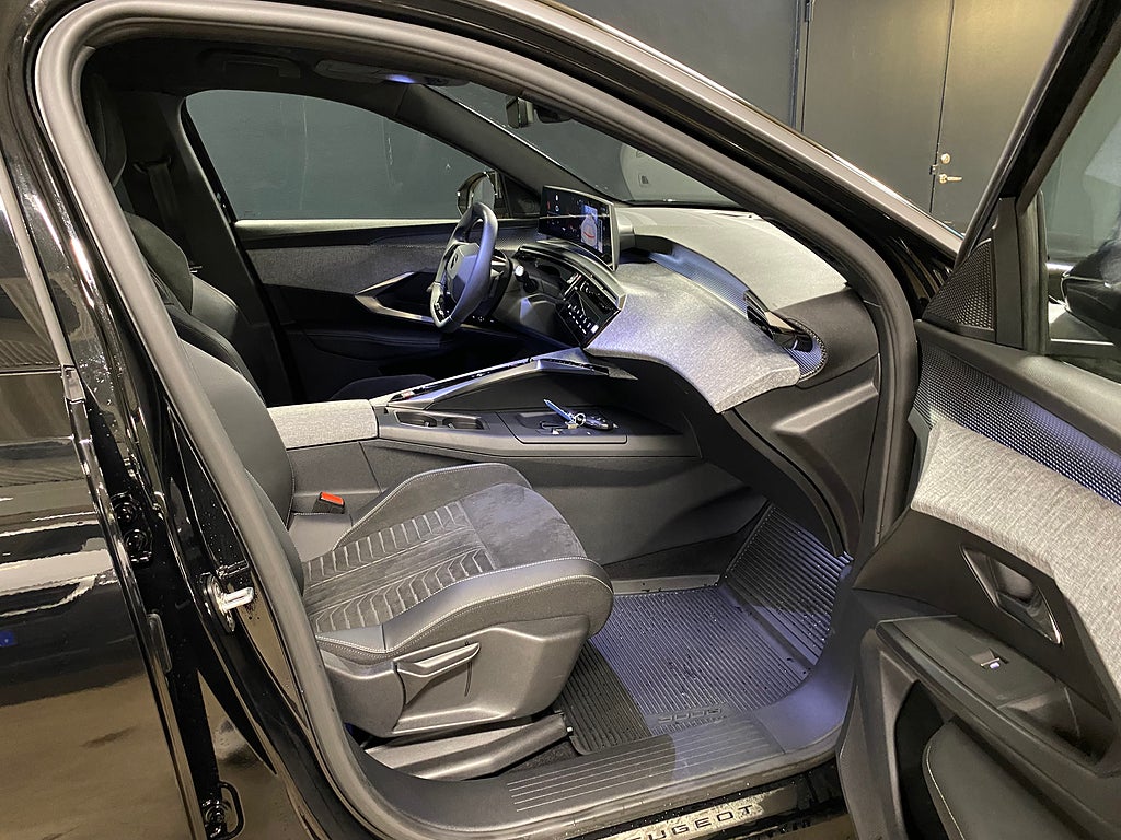 Bild på Peugeot 3008 GT HYBRID 136hk e-DSC