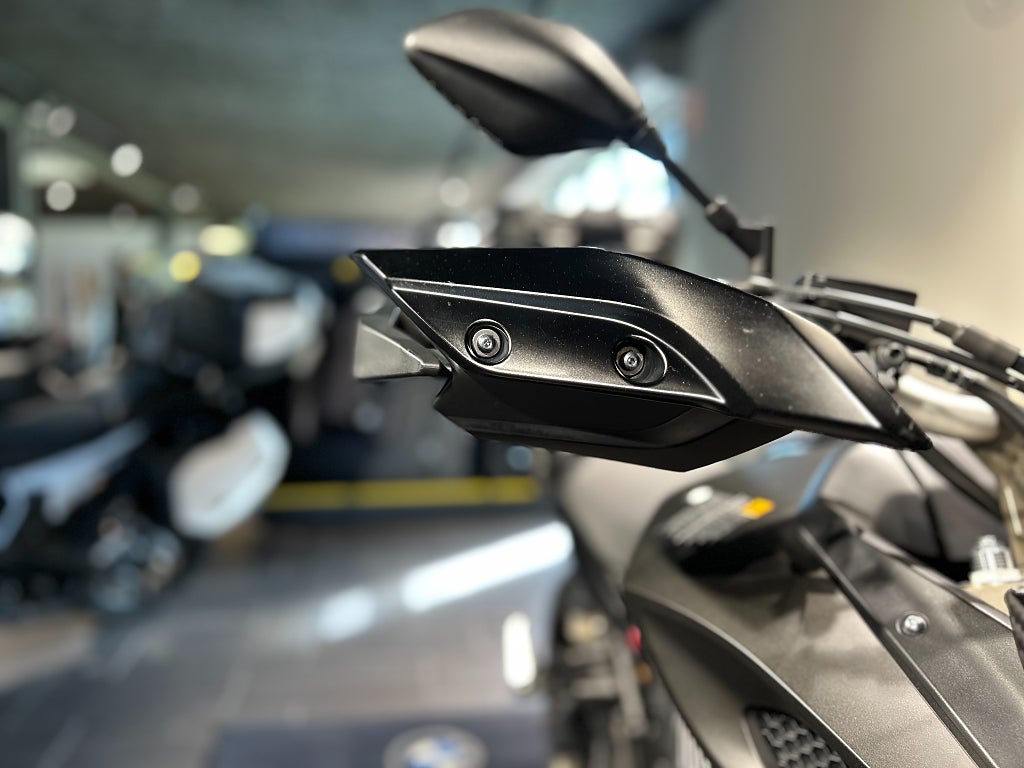 Yamaha Tracer 900 / Toppbox / Tail-tidy / Kraschpuckar